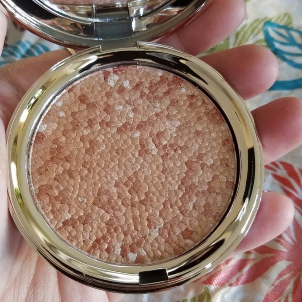 Ciate Highlighter